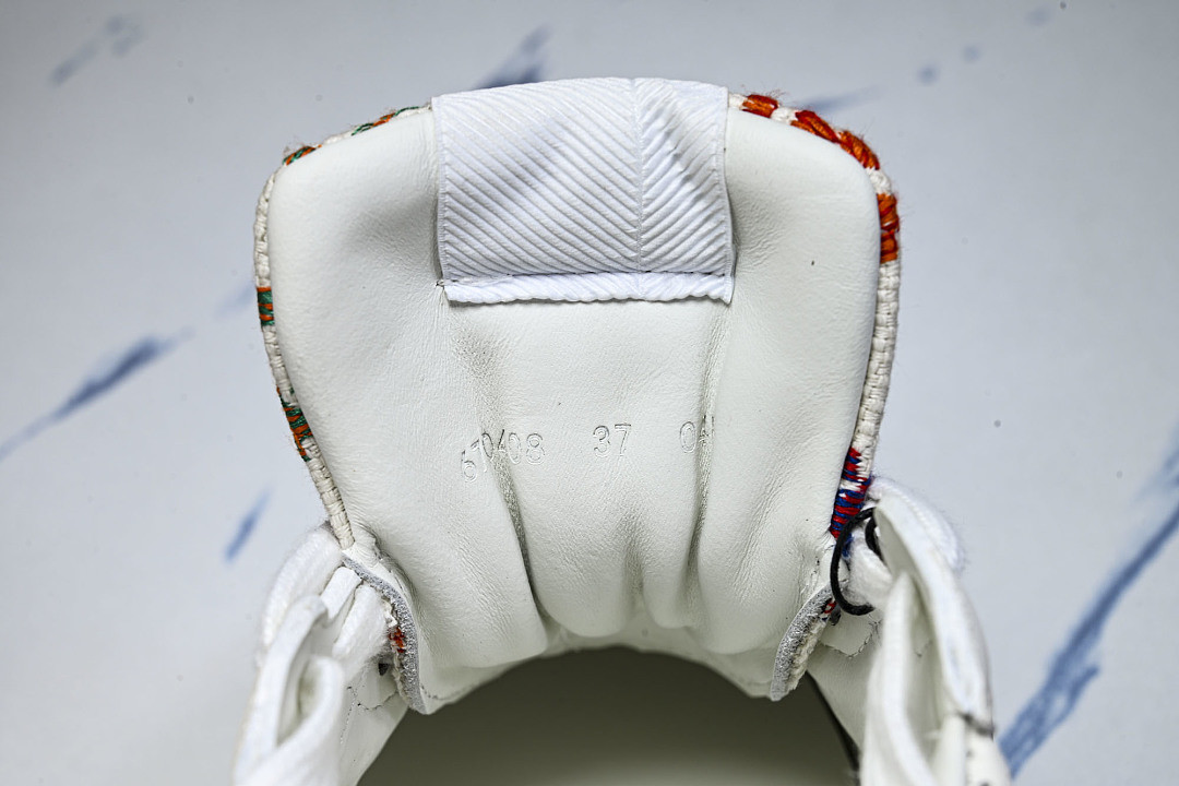 GC Sneakers