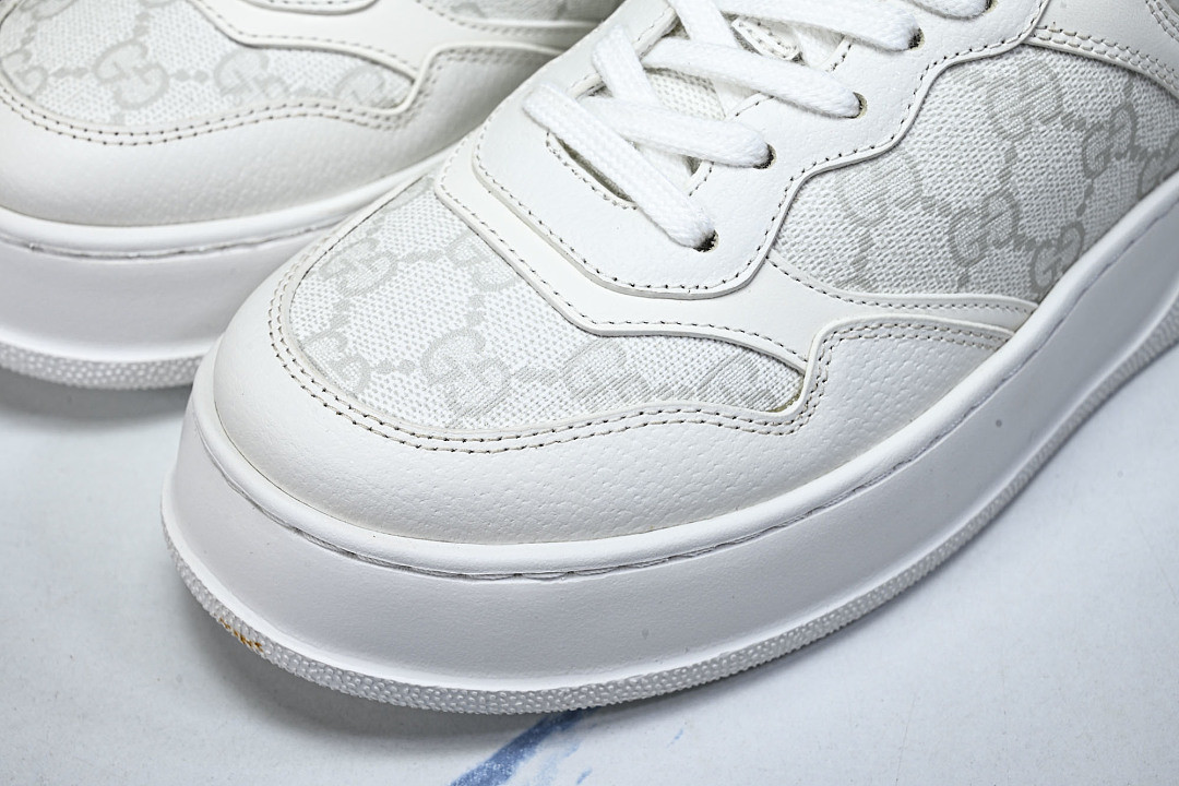 GC Sneakers