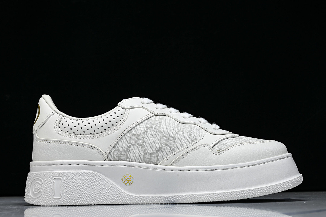 GC Sneakers