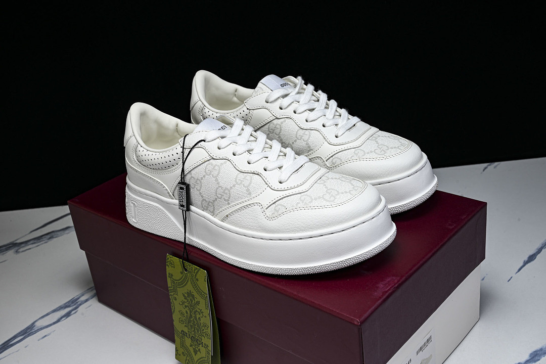 GC Sneakers