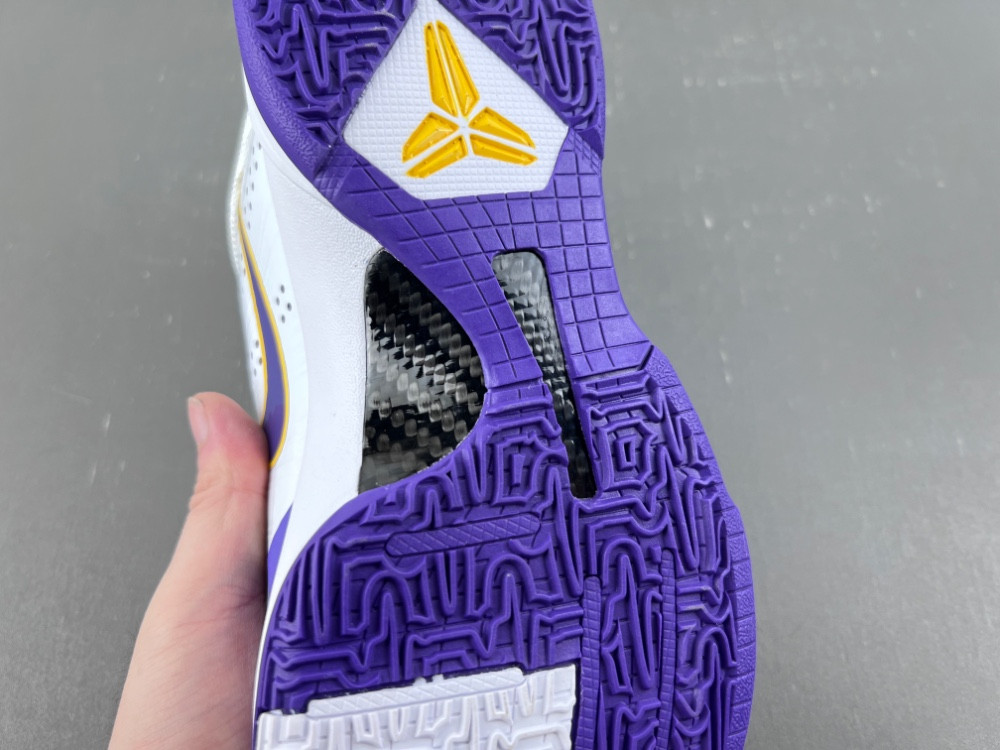 Zoom Kobe 5 Protro “Lower IM0557-102