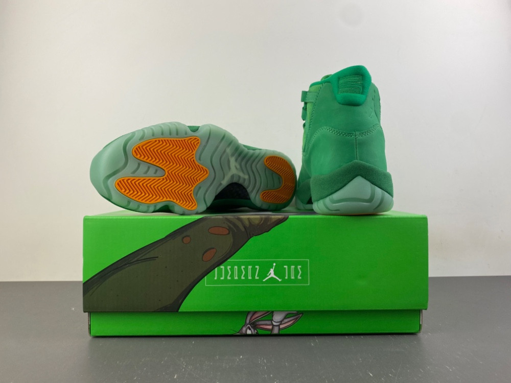 Air Jordan 11 Monstars lQ5700-900