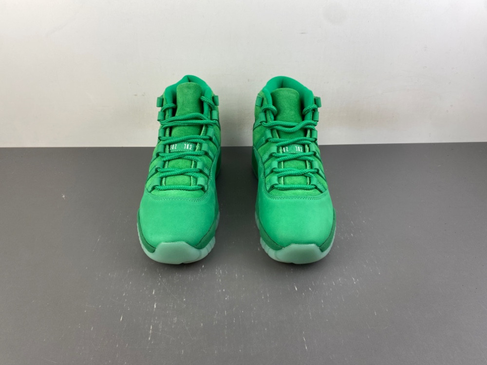Air Jordan 11 Monstars lQ5700-900