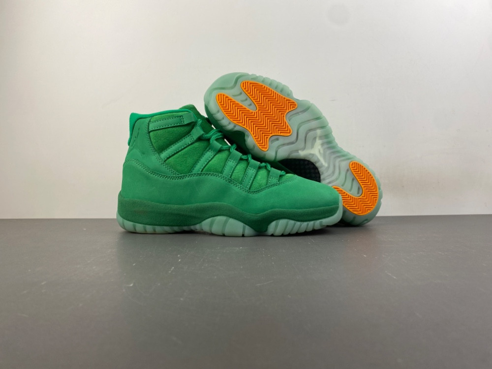 Air Jordan 11 Monstars lQ5700-900
