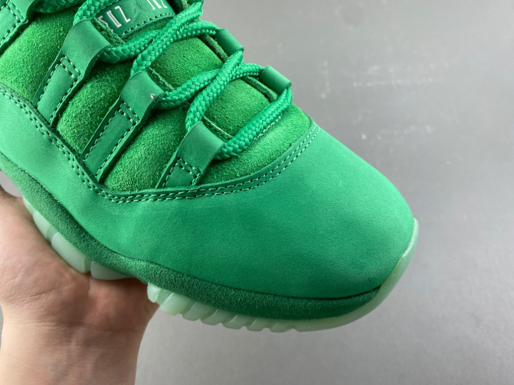 Air Jordan 11 Monstars lQ5700-900