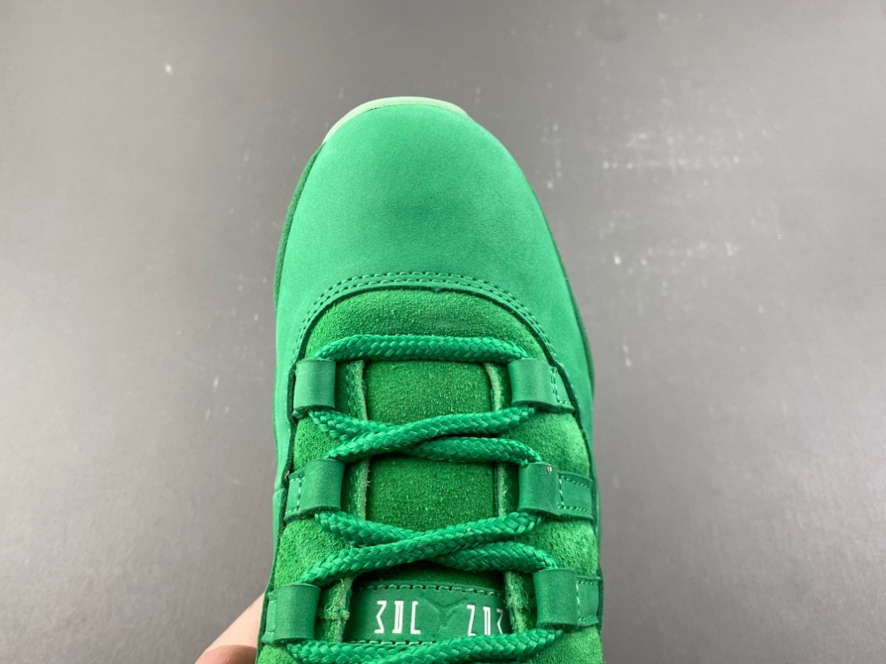 Air Jordan 11 Monstars lQ5700-900