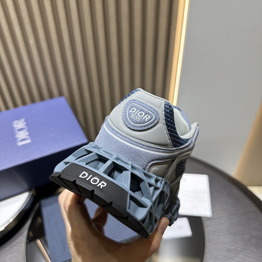 DR B35 Sneaker