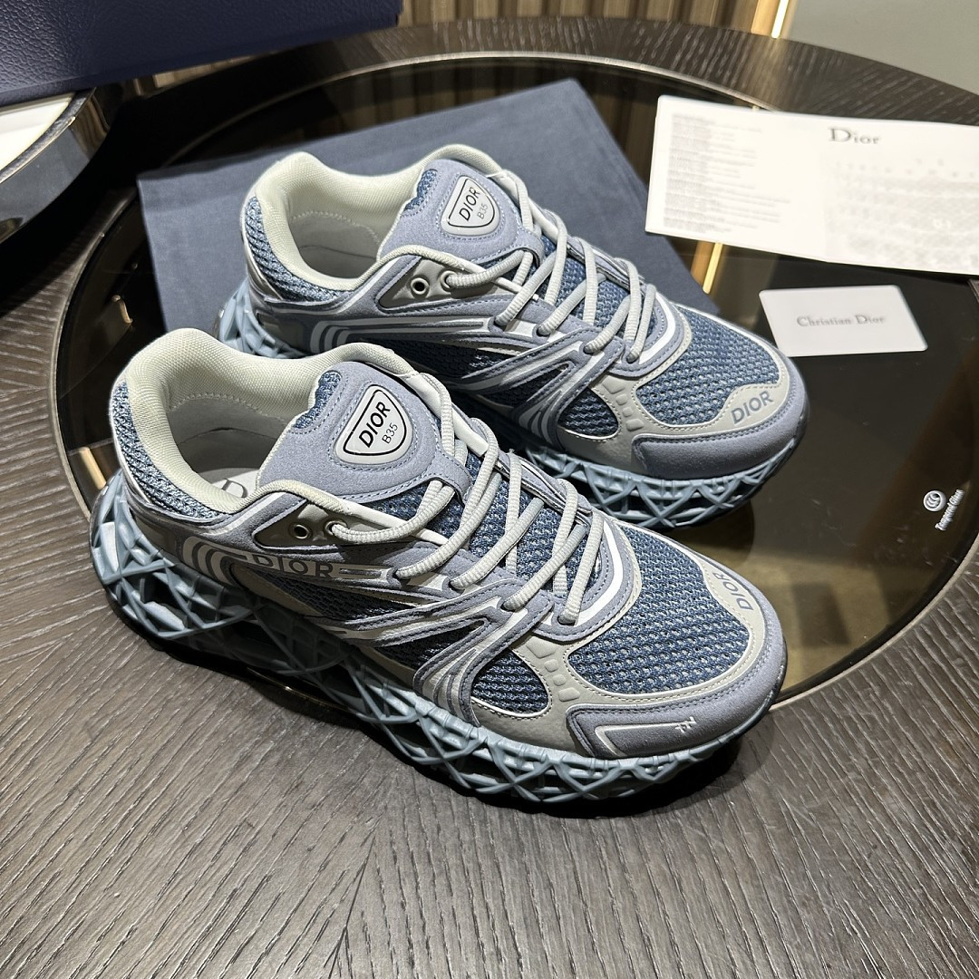 DR B35 Sneaker