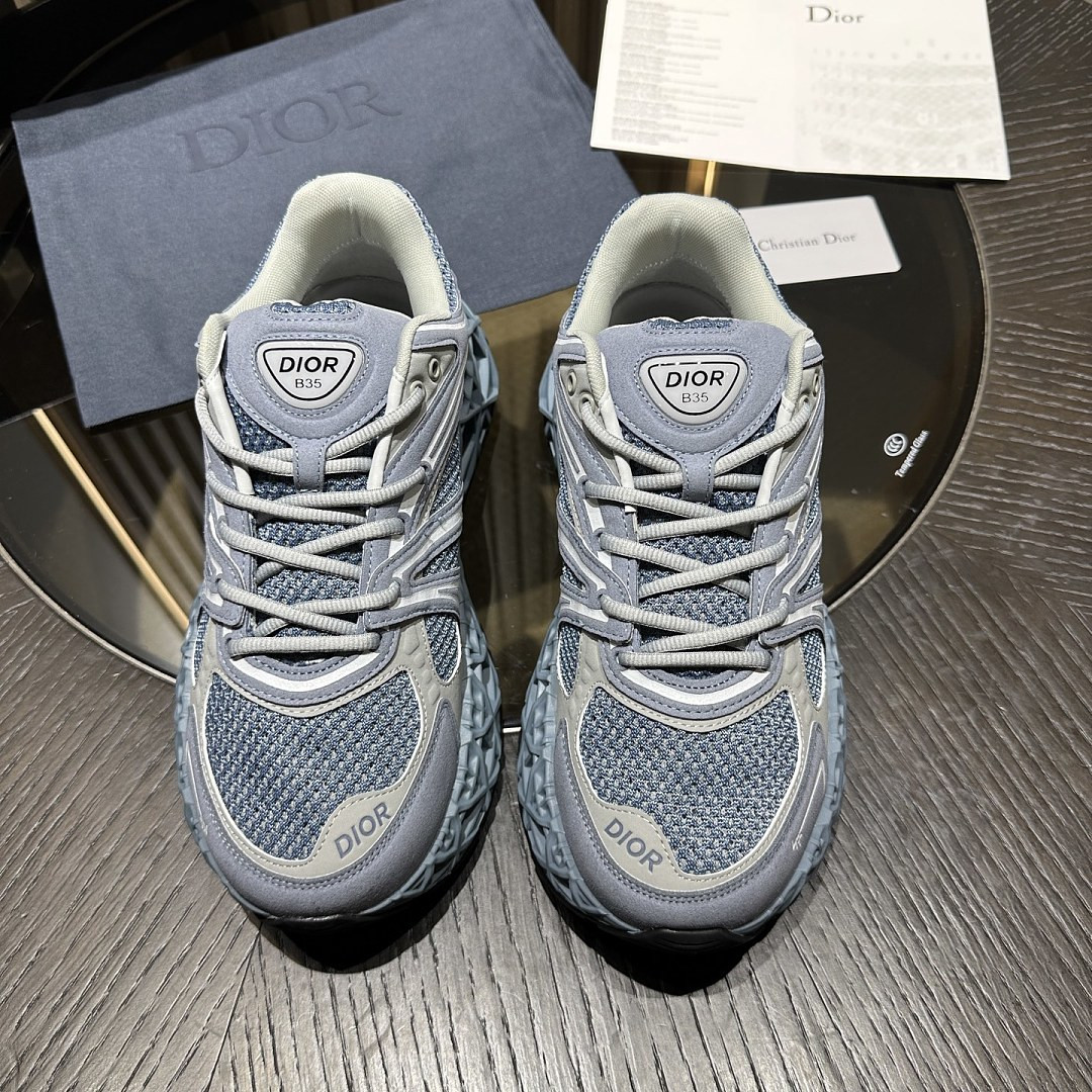 DR B35 Sneaker