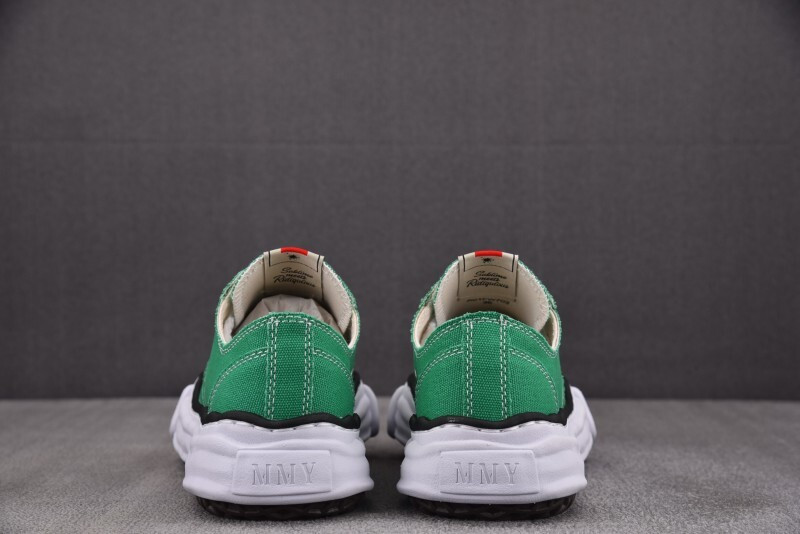 Ma1s0n Mihara Sneakers