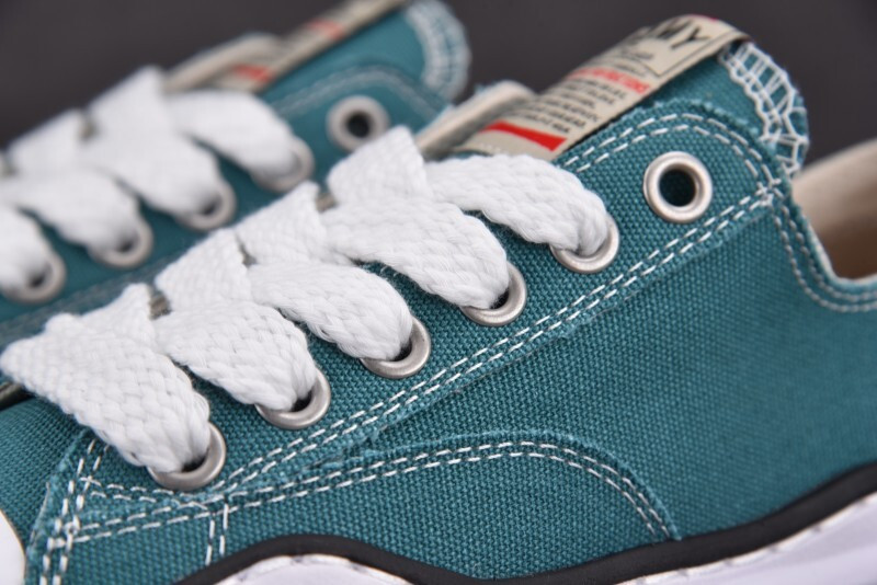 Ma1s0n Mihara Sneakers