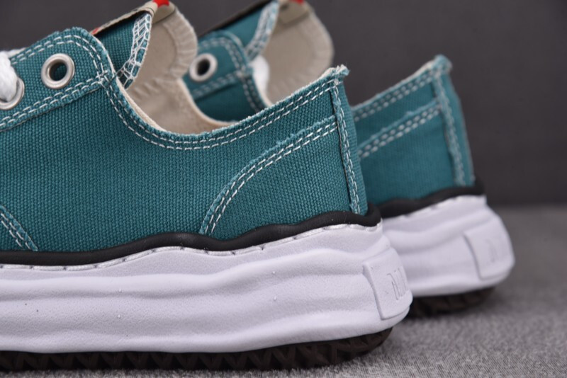 Ma1s0n Mihara Sneakers