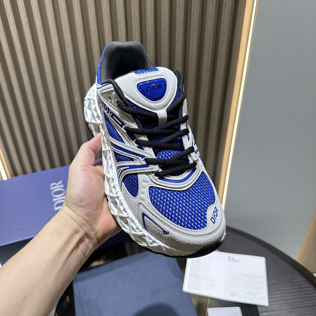 DR B35 Sneaker