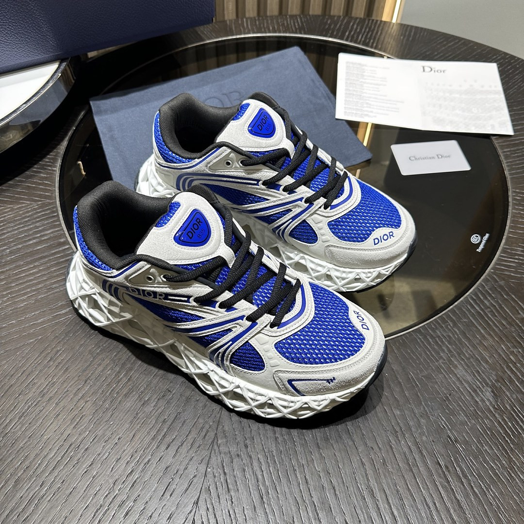 DR B35 Sneaker