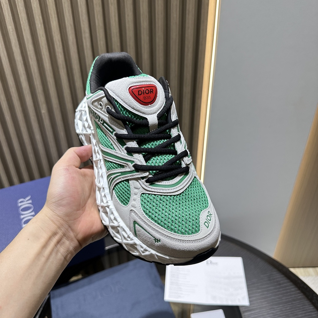 DR B35 Sneaker