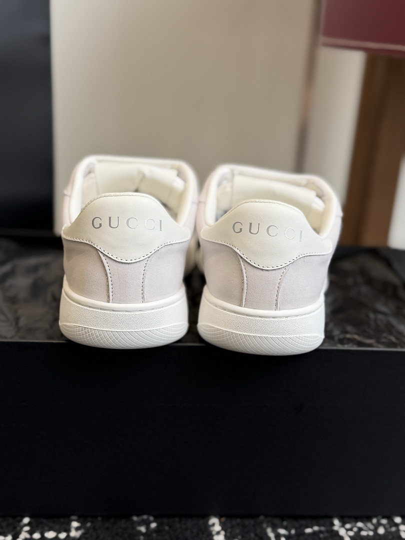 GC Sneakers