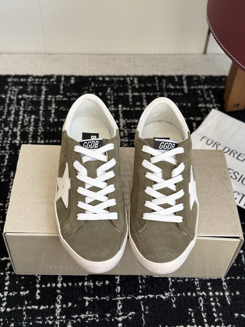 G0lden G0ose Sneakers GG-S009