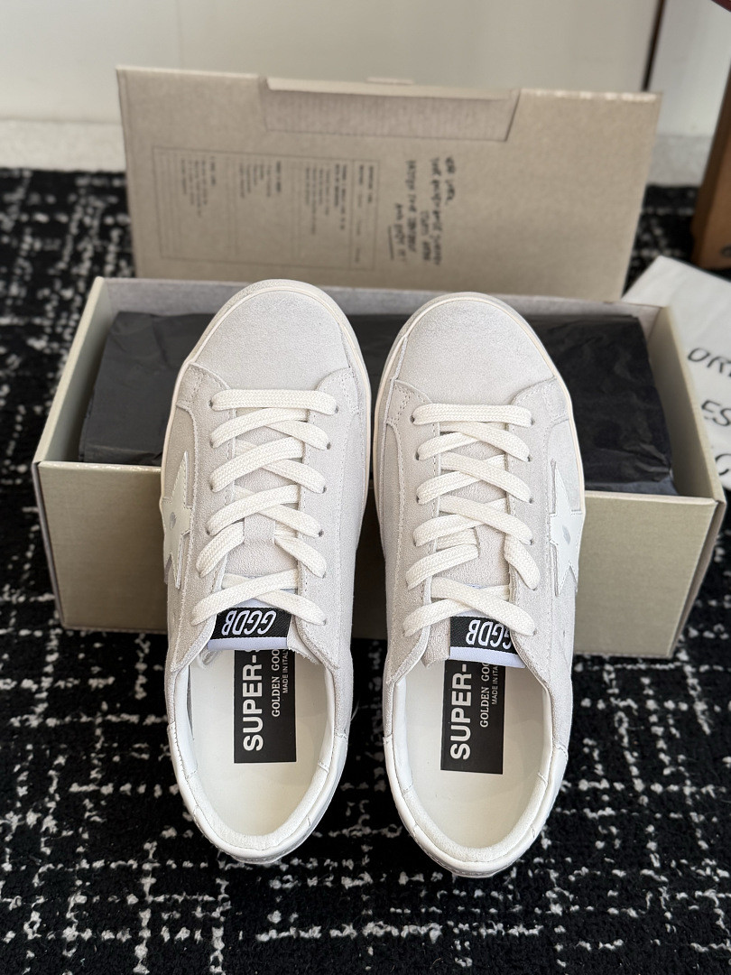 G0lden G0ose Sneakers GG-S010