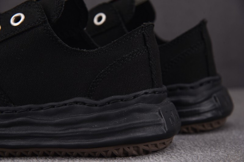 Ma1s0n Mihara Sneakers
