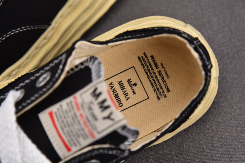 Ma1s0n Mihara Sneakers