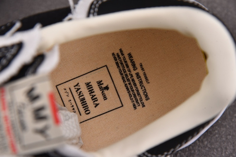 Ma1s0n Mihara Sneakers