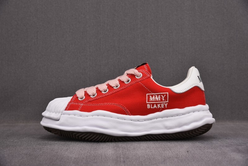 Ma1s0n Mihara Sneakers