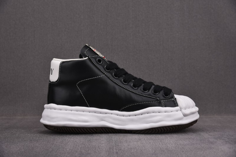 Ma1s0n Mihara Sneakers