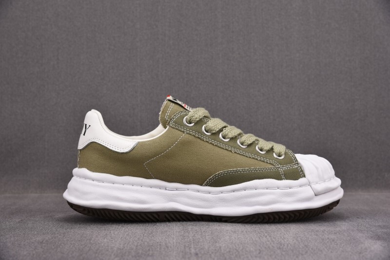 Ma1s0n Mihara Sneakers