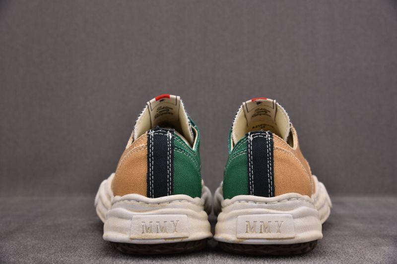 Ma1s0n Mihara Sneakers