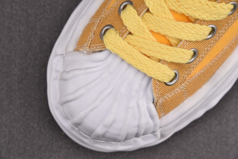Ma1s0n Mihara Sneakers