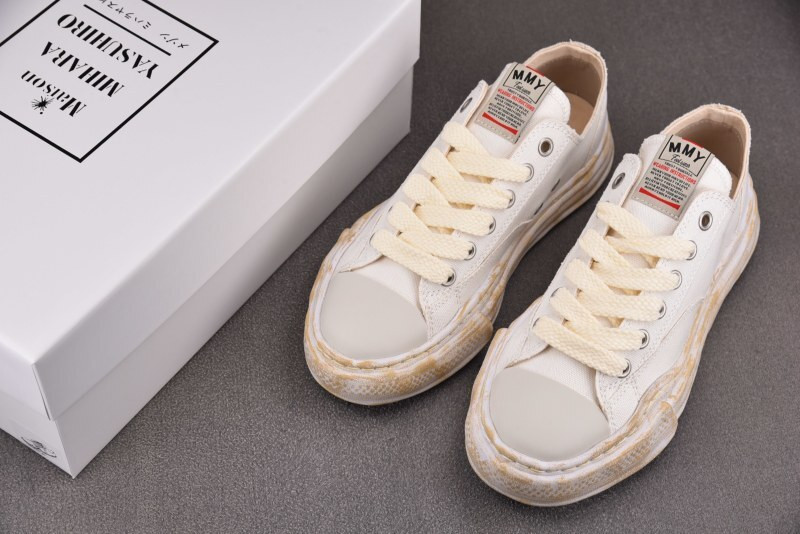 Ma1s0n Mihara Sneakers