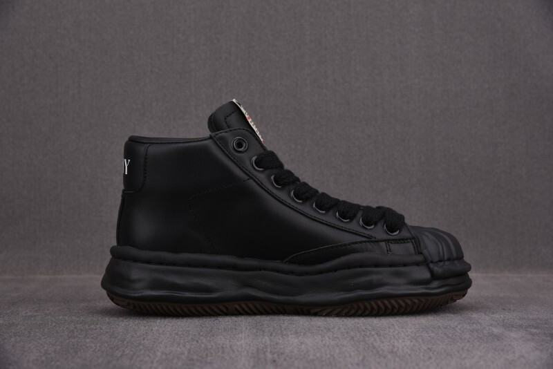 Ma1s0n Mihara Sneakers