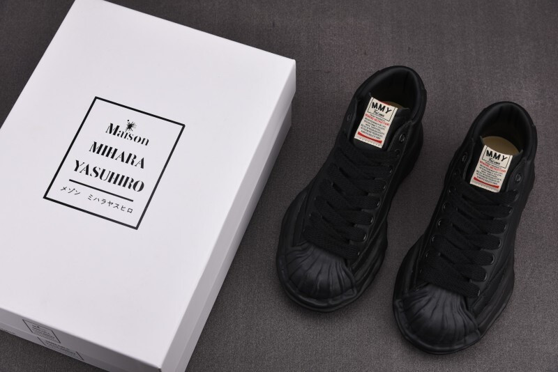 Ma1s0n Mihara Sneakers