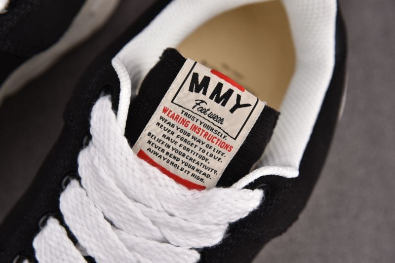 Ma1s0n Mihara Sneakers