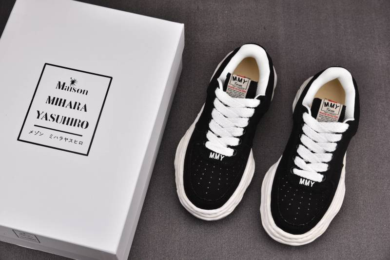 Ma1s0n Mihara Sneakers
