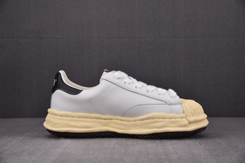 Ma1s0n Mihara Sneakers