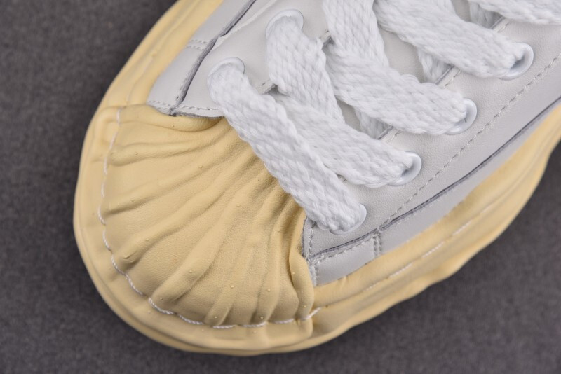 Ma1s0n Mihara Sneakers