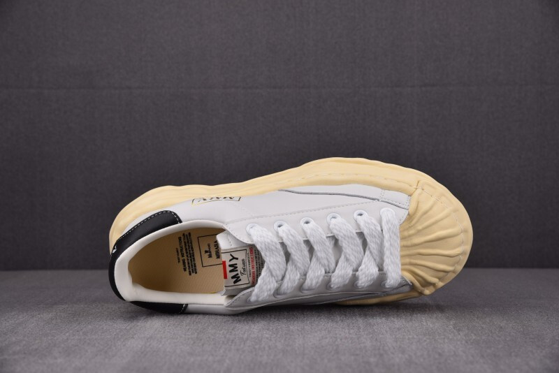 Ma1s0n Mihara Sneakers