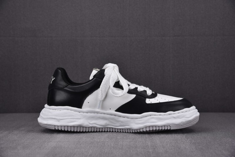 Ma1s0n Mihara Sneakers