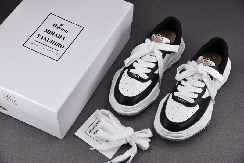 Ma1s0n Mihara Sneakers