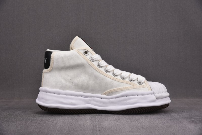 Ma1s0n Mihara Sneakers