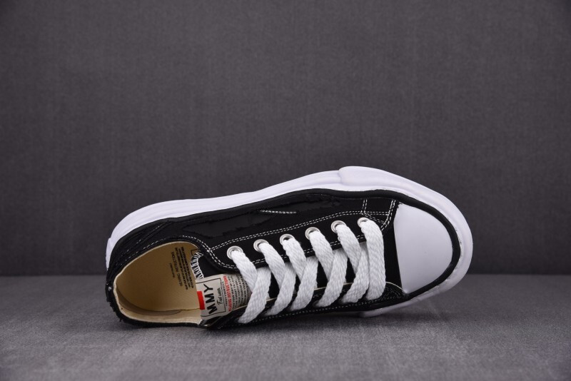 Ma1s0n Mihara Sneakers