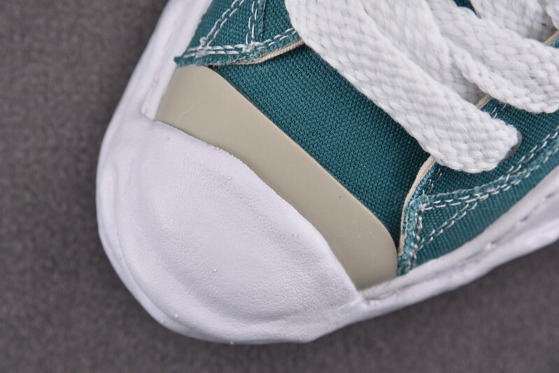 Ma1s0n Mihara Sneakers