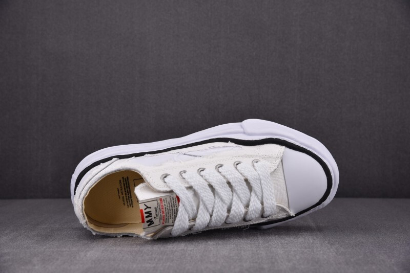 Ma1s0n Mihara Sneakers