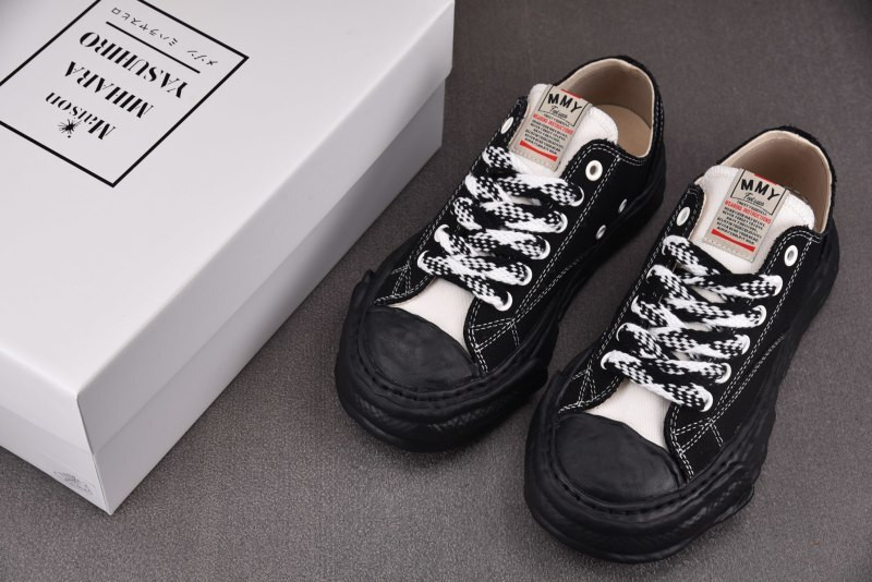 Ma1s0n Mihara Sneakers
