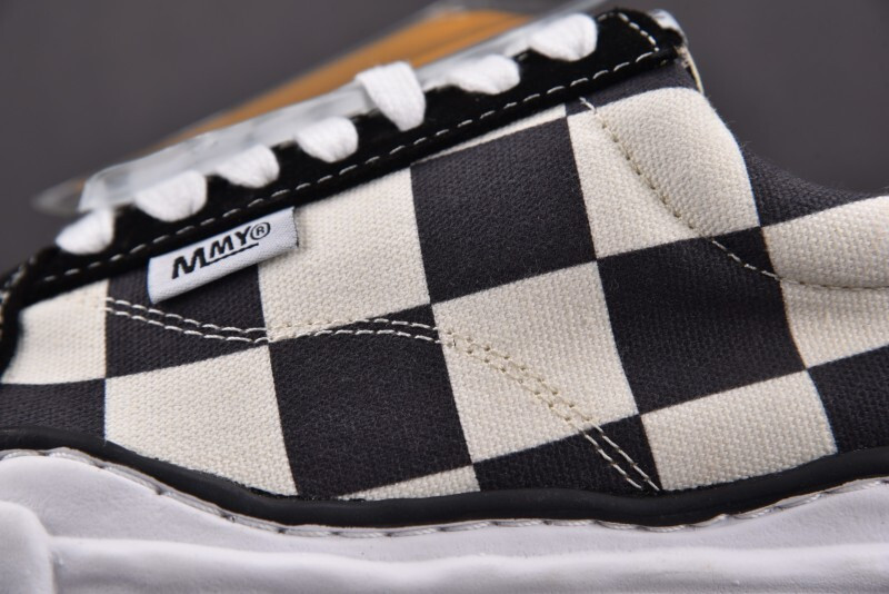 Ma1s0n Mihara Sneakers