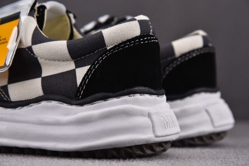 Ma1s0n Mihara Sneakers