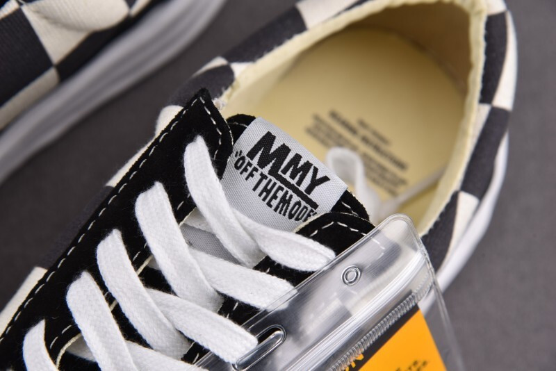 Ma1s0n Mihara Sneakers