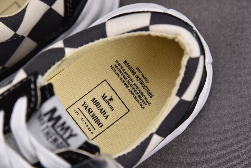 Ma1s0n Mihara Sneakers