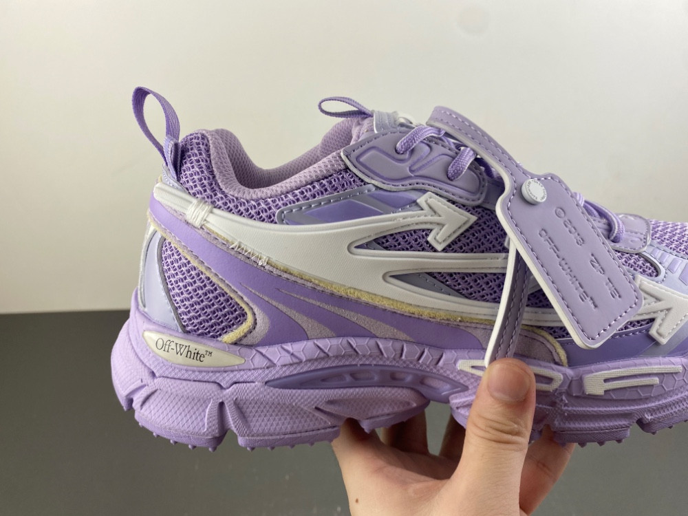 OFF-WHITE BE RIGHT BACK